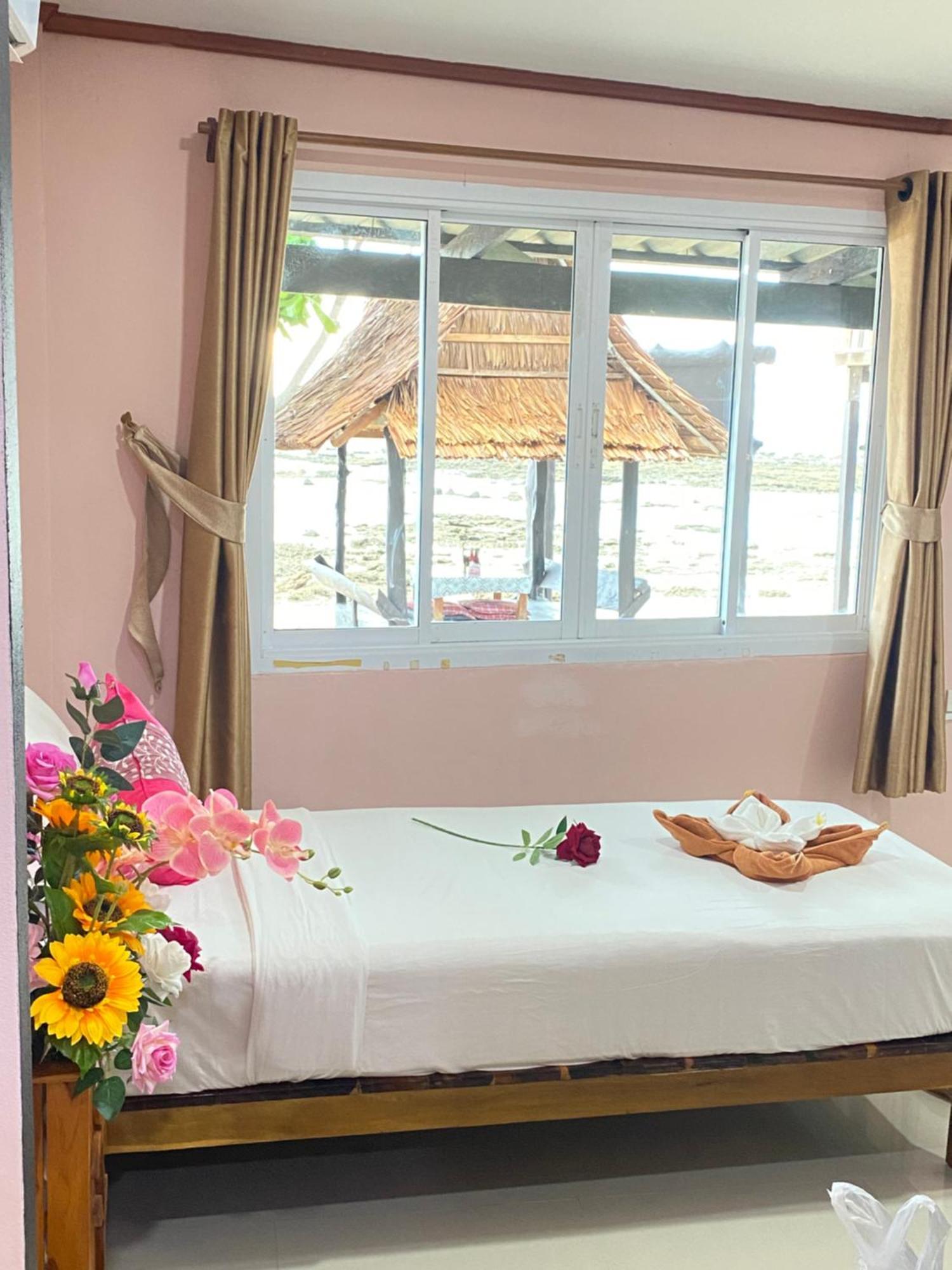 Lanta Wild Beach Resort Ko Lanta Exterior foto