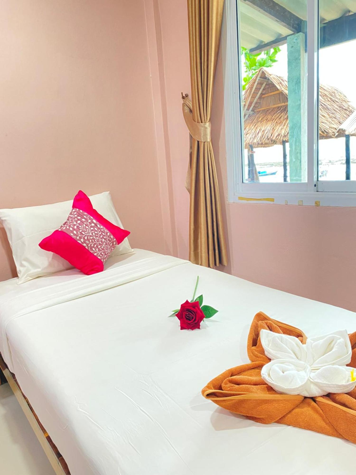 Lanta Wild Beach Resort Ko Lanta Exterior foto