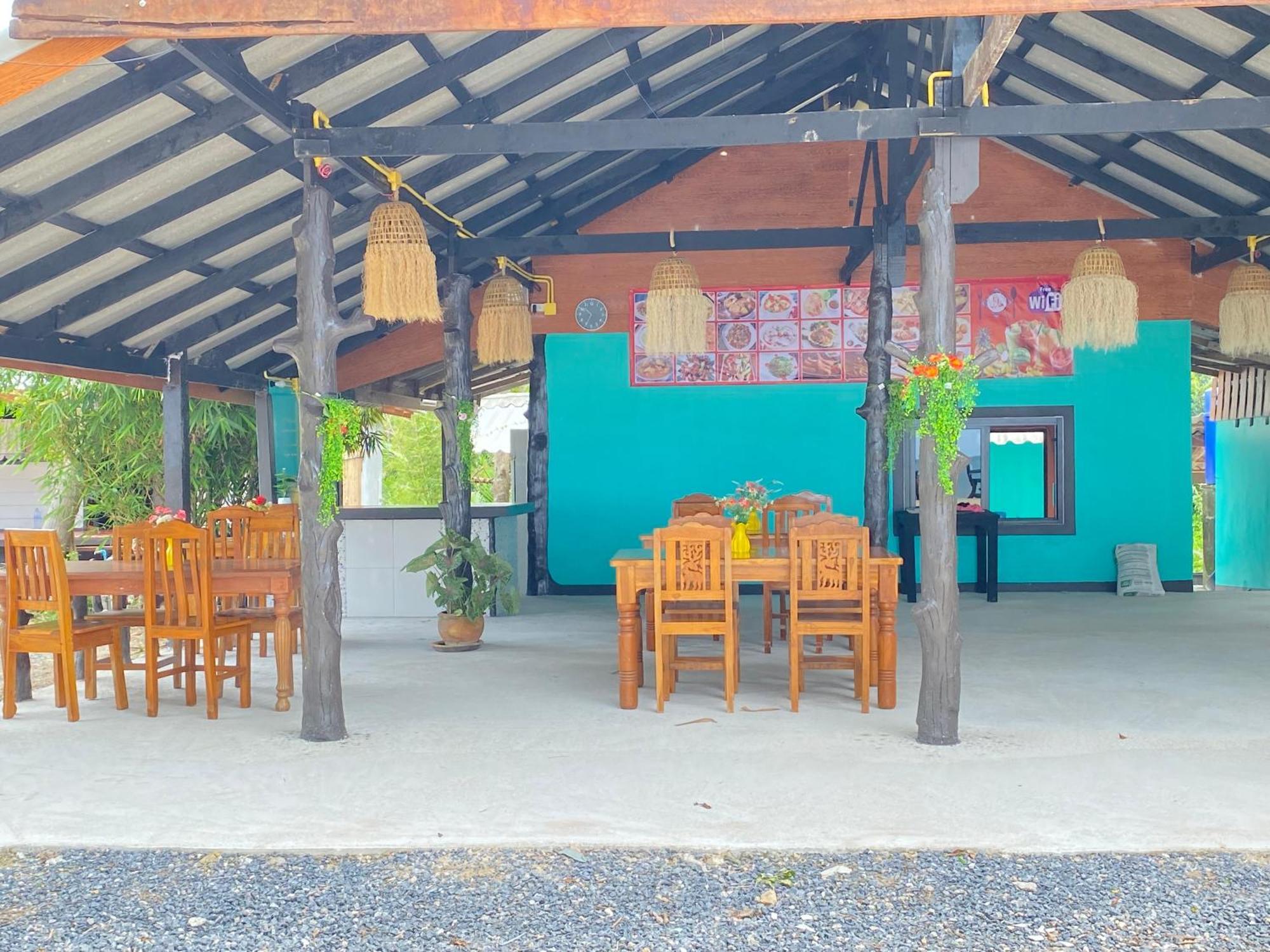 Lanta Wild Beach Resort Ko Lanta Exterior foto